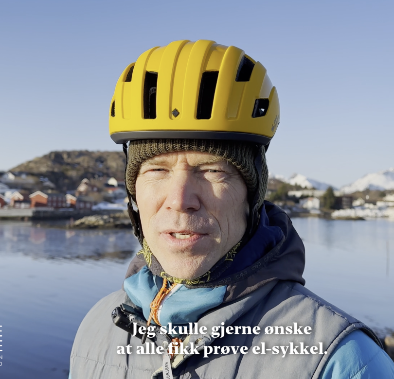 Knut Elsyklist i Lofoten